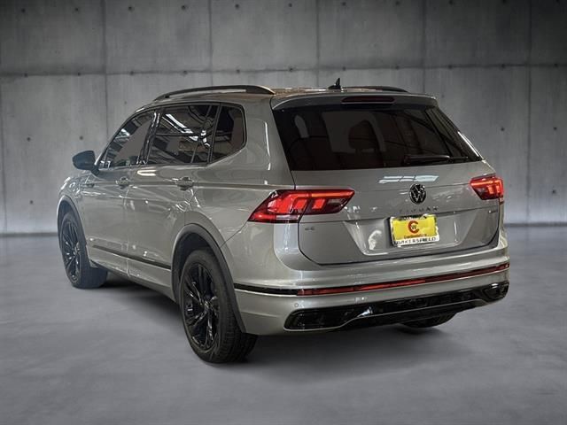 2023 Volkswagen Tiguan SE R-Line Black