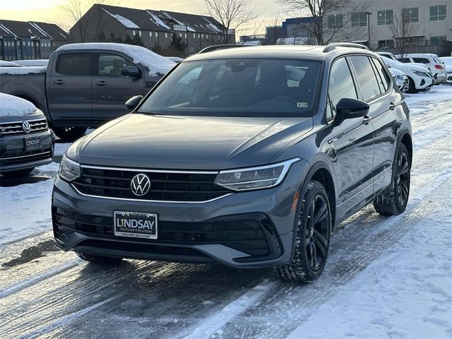 2023 Volkswagen Tiguan SE R-Line Black