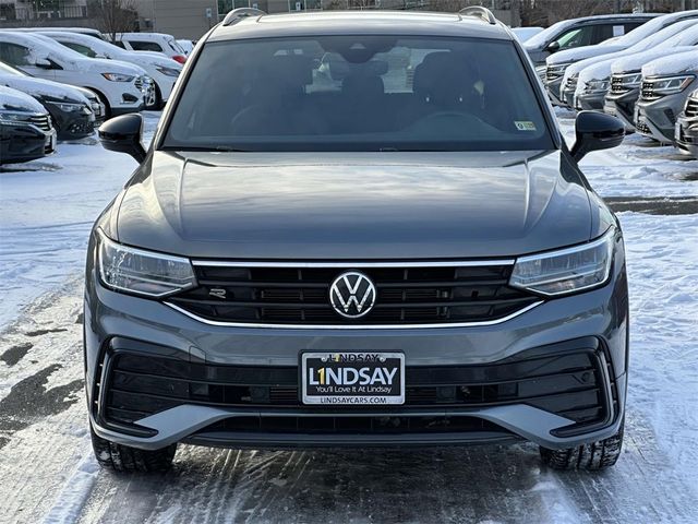 2023 Volkswagen Tiguan SE R-Line Black