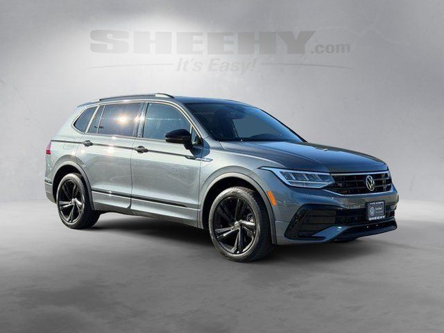 2023 Volkswagen Tiguan SE R-Line Black