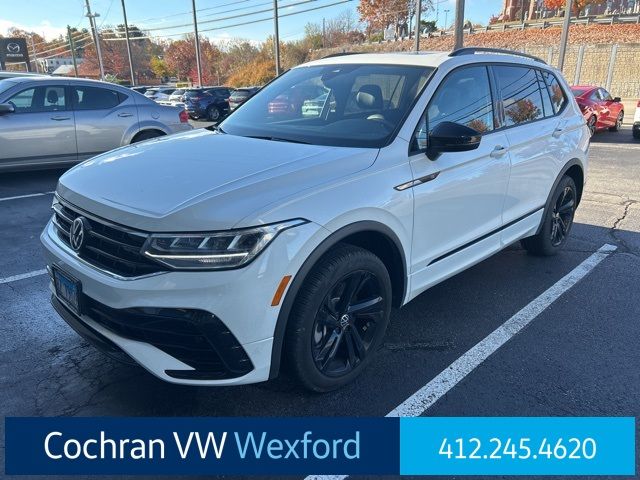 2023 Volkswagen Tiguan SE R-Line Black