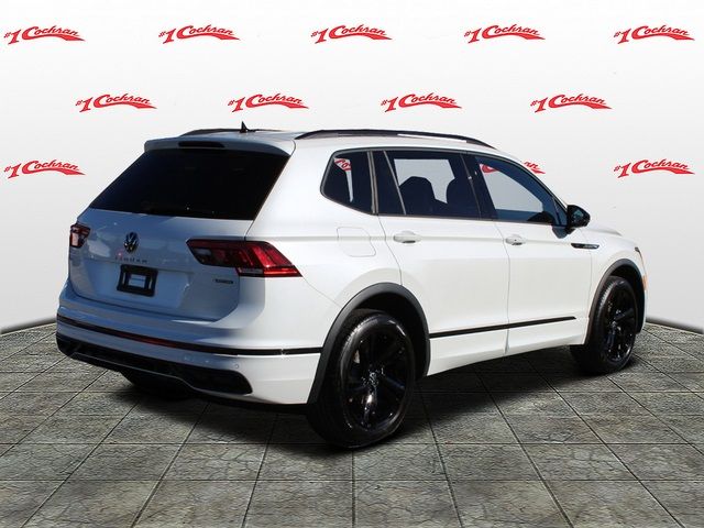 2023 Volkswagen Tiguan SE R-Line Black