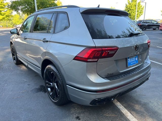 2023 Volkswagen Tiguan SE R-Line Black