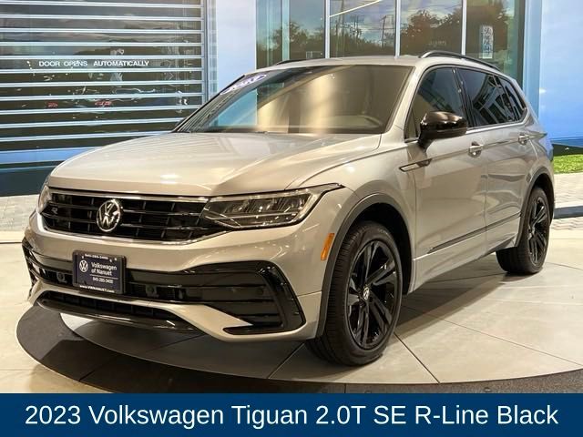 2023 Volkswagen Tiguan SE R-Line Black