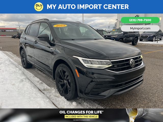 2023 Volkswagen Tiguan SE R-Line Black