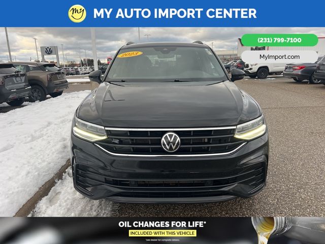 2023 Volkswagen Tiguan SE R-Line Black