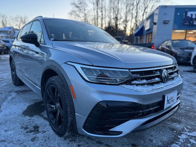 2023 Volkswagen Tiguan SE R-Line Black