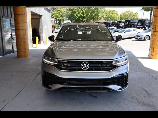 2023 Volkswagen Tiguan SE R-Line Black