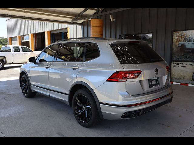 2023 Volkswagen Tiguan SE R-Line Black