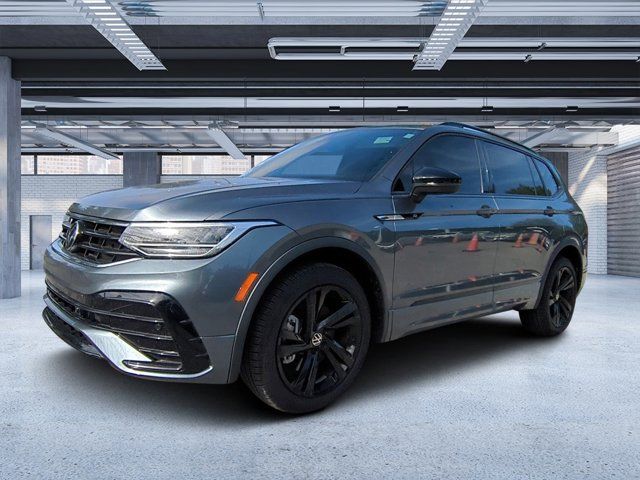 2023 Volkswagen Tiguan SE R-Line Black