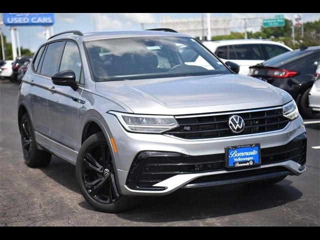 2023 Volkswagen Tiguan SE R-Line Black