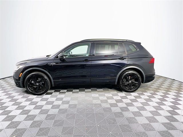 2023 Volkswagen Tiguan SE R-Line Black