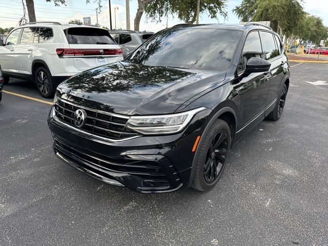 2023 Volkswagen Tiguan SE R-Line Black