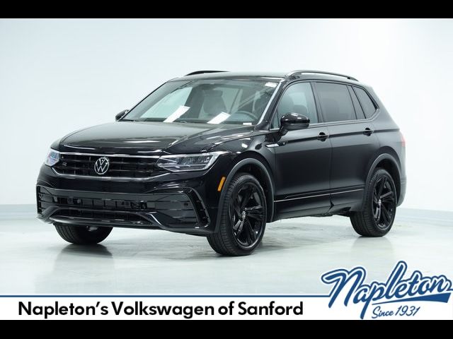 2023 Volkswagen Tiguan SE R-Line Black