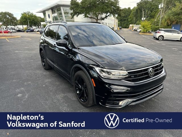 2023 Volkswagen Tiguan SE R-Line Black