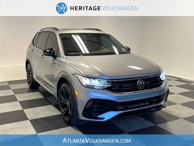 2023 Volkswagen Tiguan SE R-Line Black