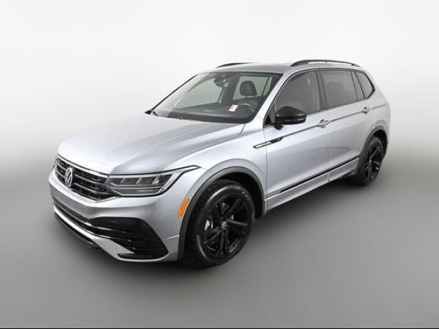 2023 Volkswagen Tiguan SE R-Line Black