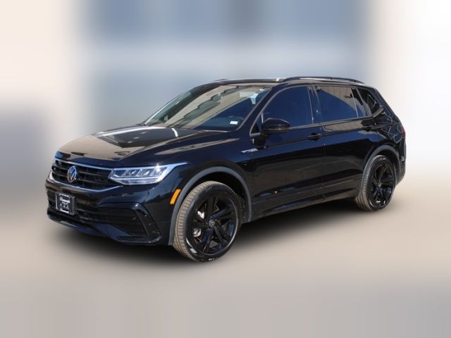 2023 Volkswagen Tiguan SE R-Line Black