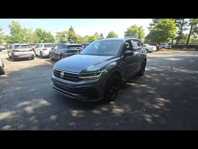 2023 Volkswagen Tiguan SE R-Line Black