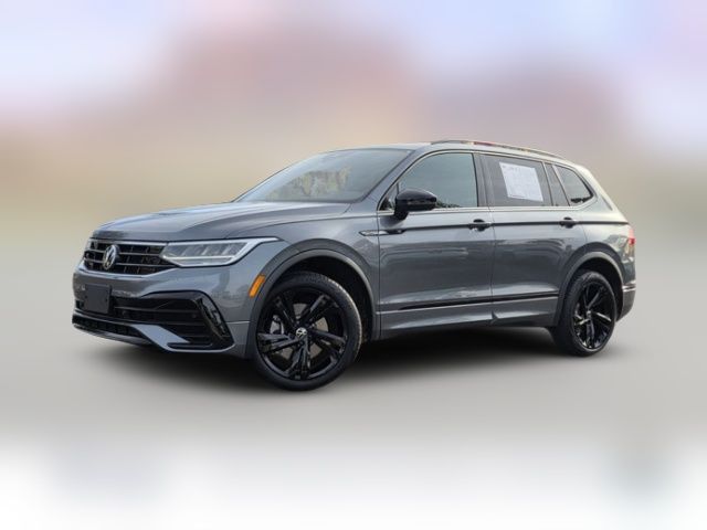 2023 Volkswagen Tiguan SE R-Line Black