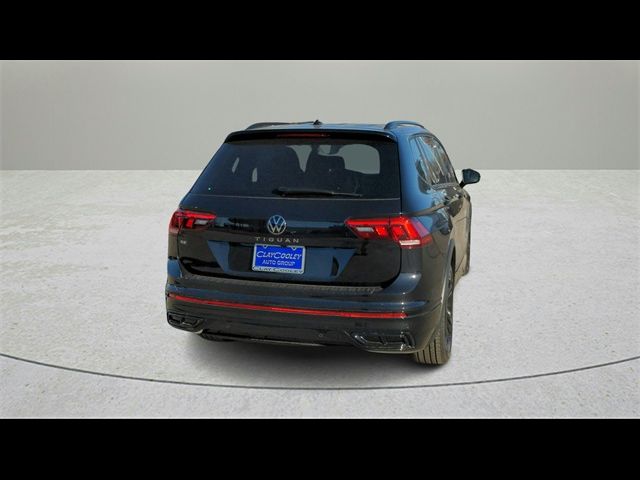 2023 Volkswagen Tiguan SE R-Line Black