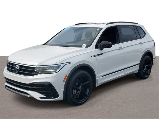 2023 Volkswagen Tiguan SE R-Line Black