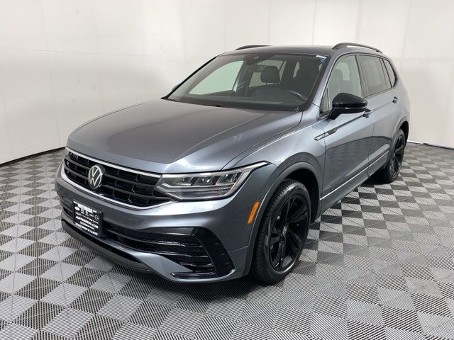 2023 Volkswagen Tiguan SE R-Line Black