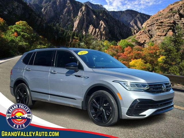 2023 Volkswagen Tiguan SE R-Line Black