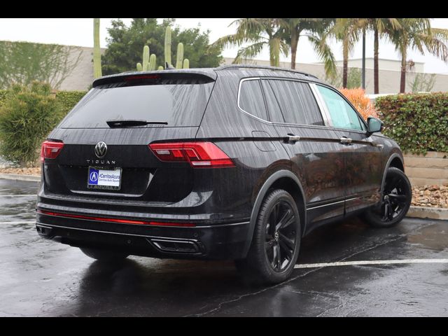 2023 Volkswagen Tiguan SE R-Line Black