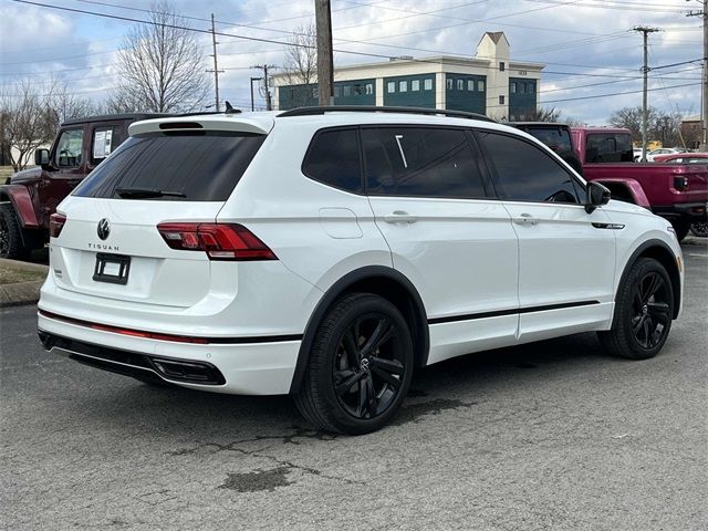 2023 Volkswagen Tiguan SE R-Line Black