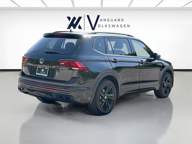 2023 Volkswagen Tiguan SE R-Line Black