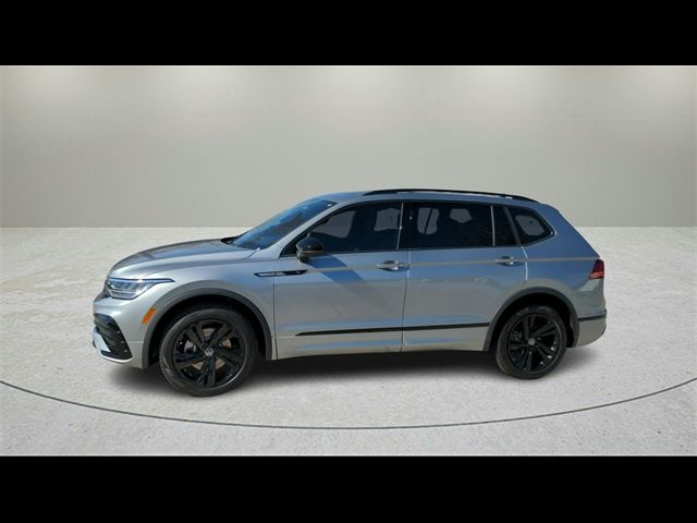 2023 Volkswagen Tiguan SE R-Line Black