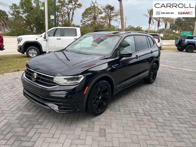 2023 Volkswagen Tiguan SE R-Line Black