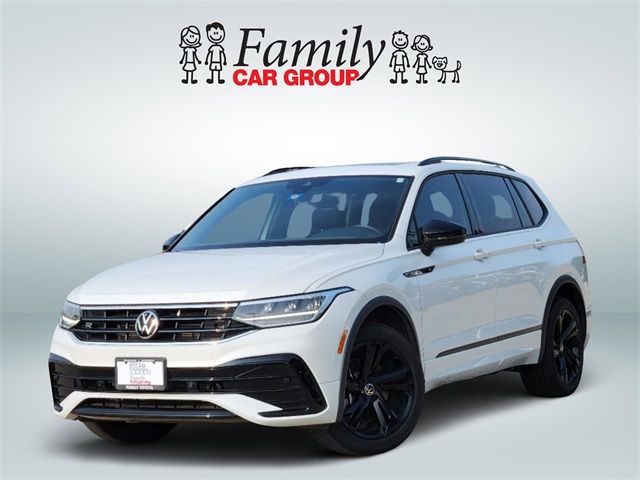 2023 Volkswagen Tiguan SE R-Line Black