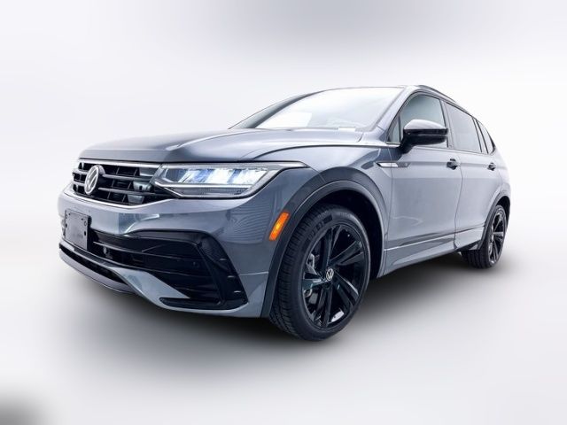 2023 Volkswagen Tiguan SE R-Line Black