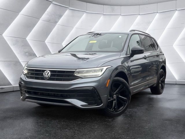 2023 Volkswagen Tiguan SE R-Line Black