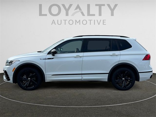 2023 Volkswagen Tiguan SE R-Line Black