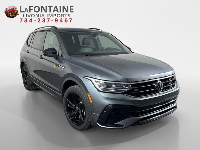 2023 Volkswagen Tiguan SE R-Line Black