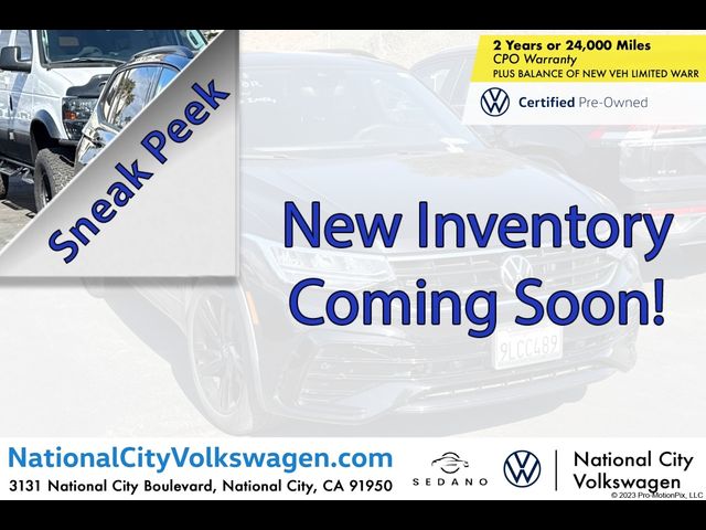 2023 Volkswagen Tiguan SE R-Line Black