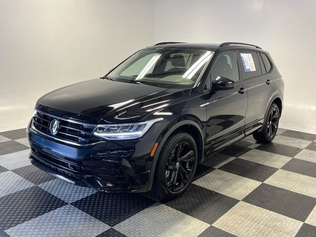 2023 Volkswagen Tiguan SE R-Line Black