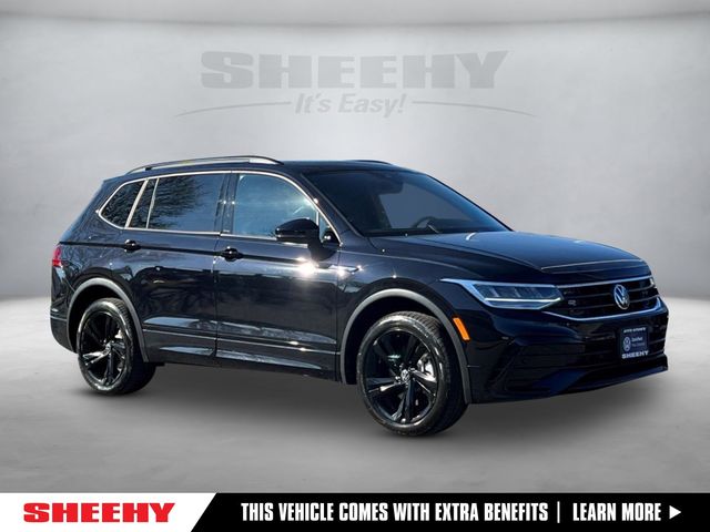2023 Volkswagen Tiguan SE R-Line Black