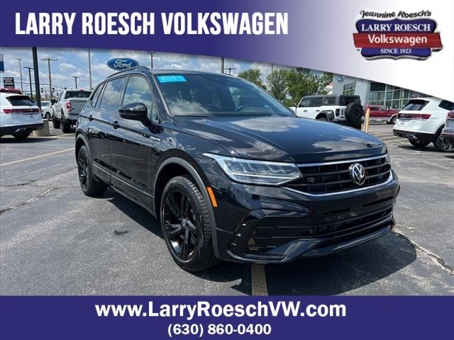 2023 Volkswagen Tiguan SE R-Line Black