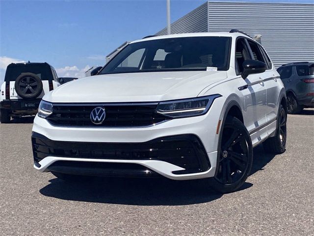 2023 Volkswagen Tiguan SE R-Line Black