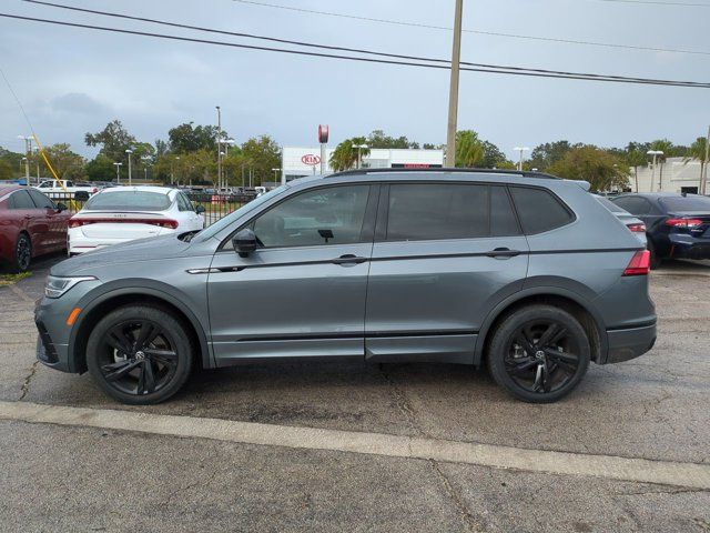 2023 Volkswagen Tiguan SE R-Line Black