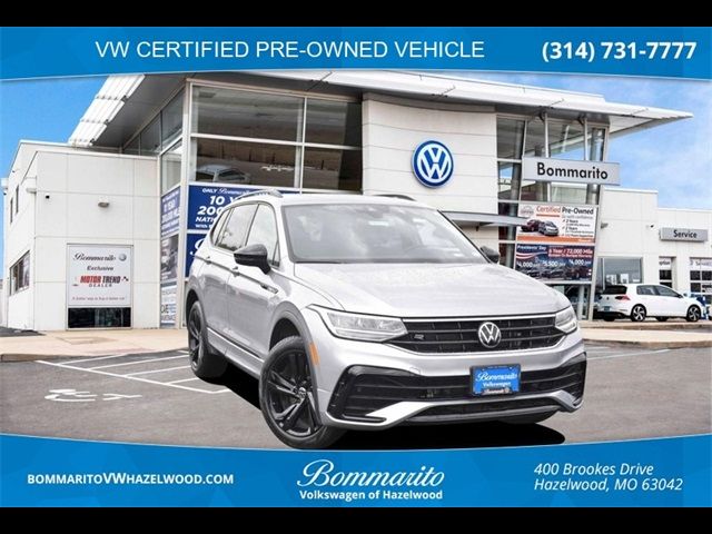 2023 Volkswagen Tiguan SE R-Line Black