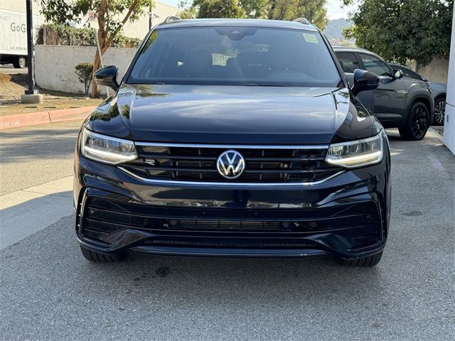 2023 Volkswagen Tiguan SE R-Line Black