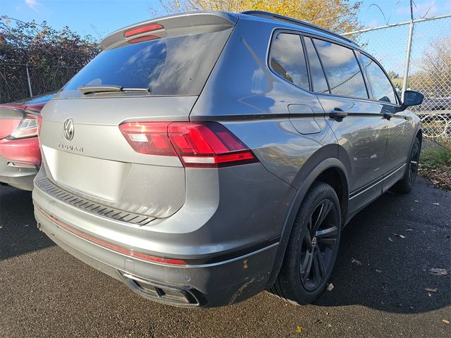 2023 Volkswagen Tiguan SE R-Line Black