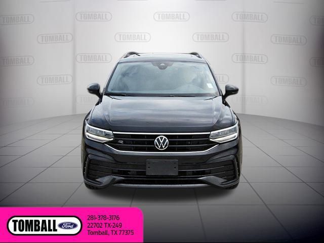 2023 Volkswagen Tiguan SE R-Line Black