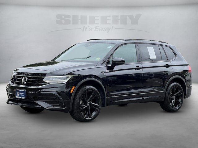 2023 Volkswagen Tiguan SE R-Line Black