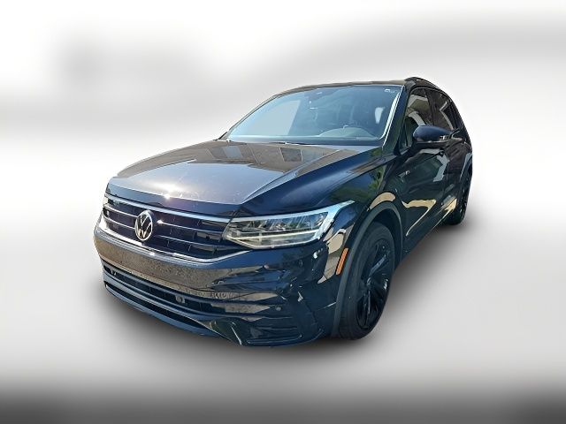 2023 Volkswagen Tiguan SE R-Line Black
